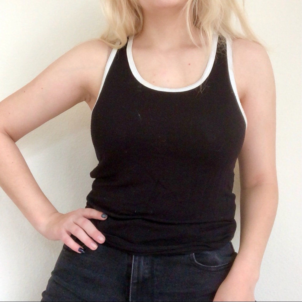 Black tank top forever 21